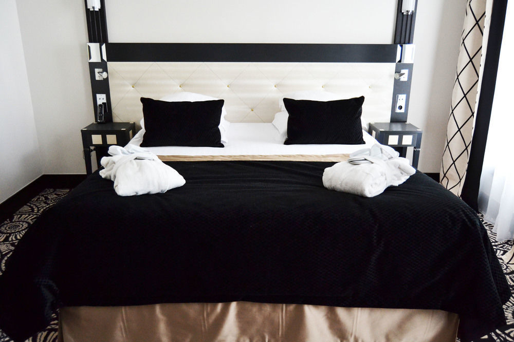 Jehan De Beauce - Les Collectionneurs Hotel Chartres